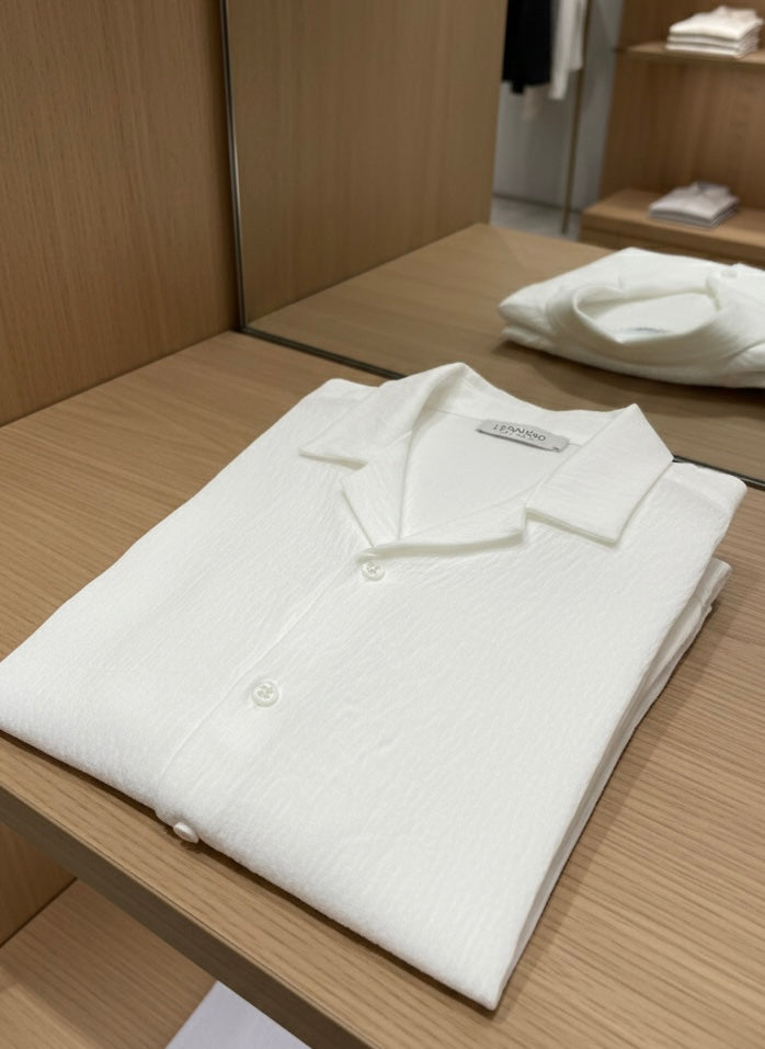 Erkek Beyaz Dokulu Kısa Kollu Gömlek - Modern Apaş Yaka & Relax Fit