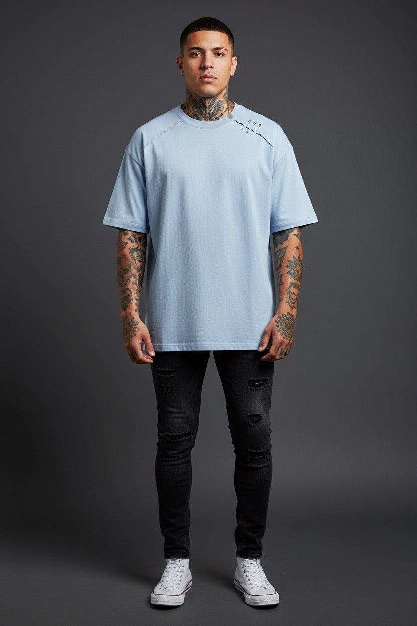 Buz Mavi Oversize Tişört – Relax Fit, Asimetrik Dikişli Modern Erkek T-Shirt