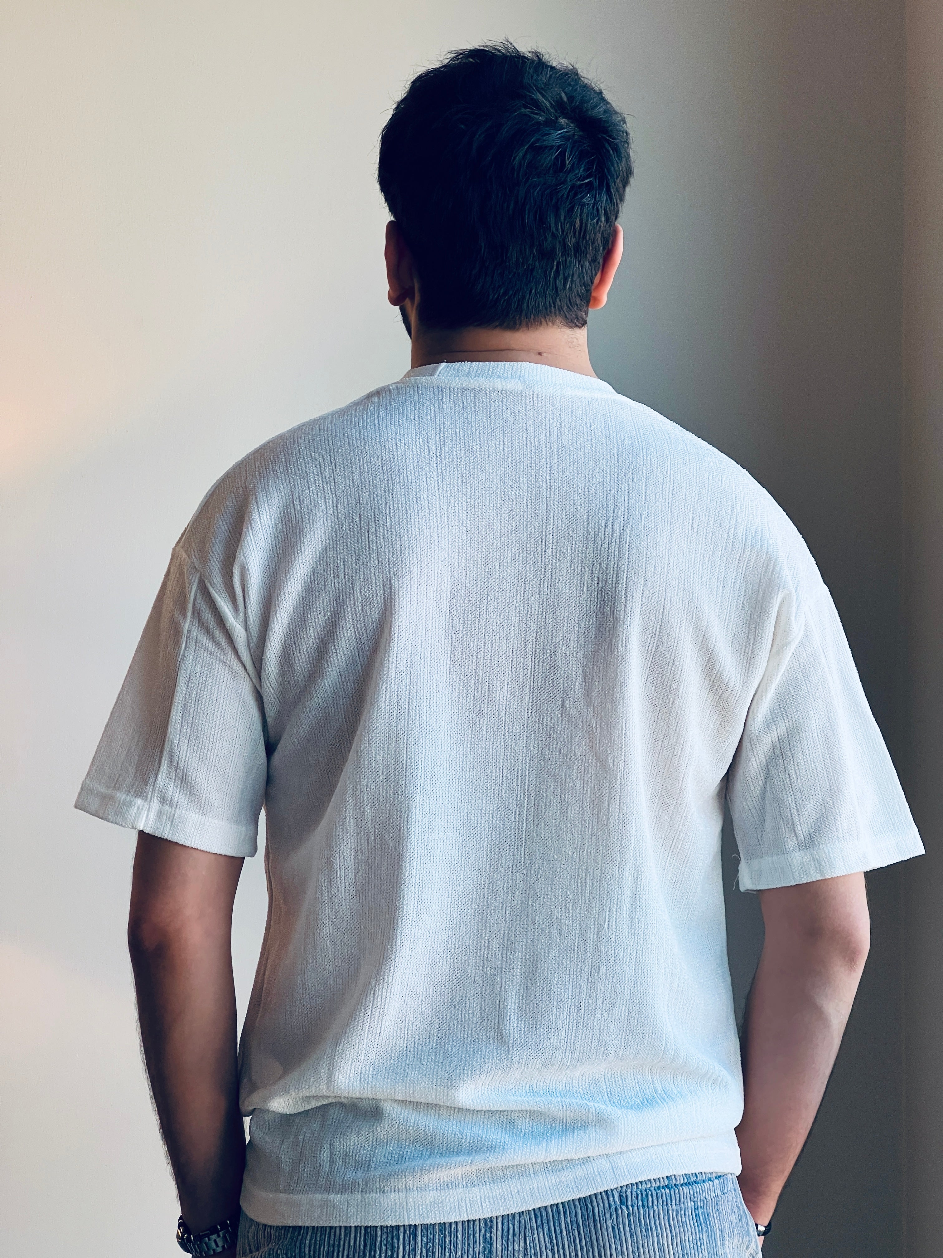 Dokulu Örme Kumaş Bisiklet Yaka Oversize Erkek Tişört Beyaz