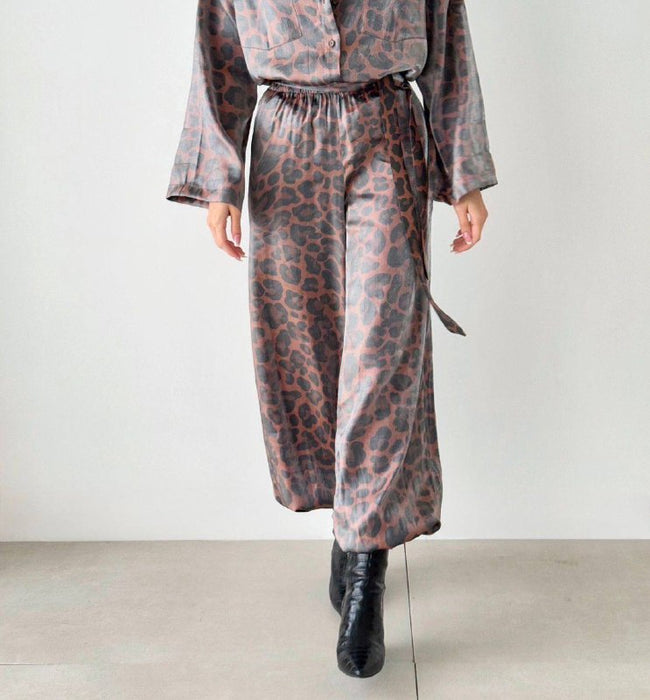 Yüksek Bel Leopar Desenli Saten Bol Paça Kadın Pantolon