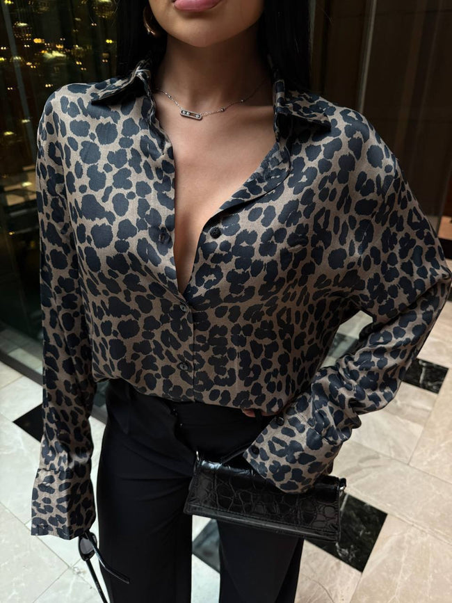 Kahve Siyah Leopar Desenli Saten Klasik Yaka Kadın Gömlek