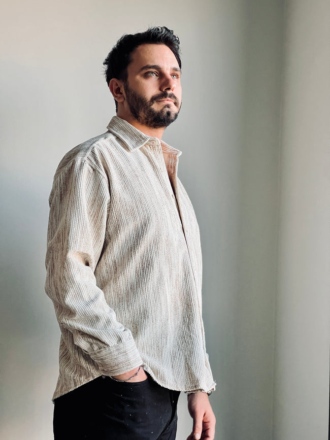 OVERSIZE EFEKTLİ KADİFE GÖMLEK KREM