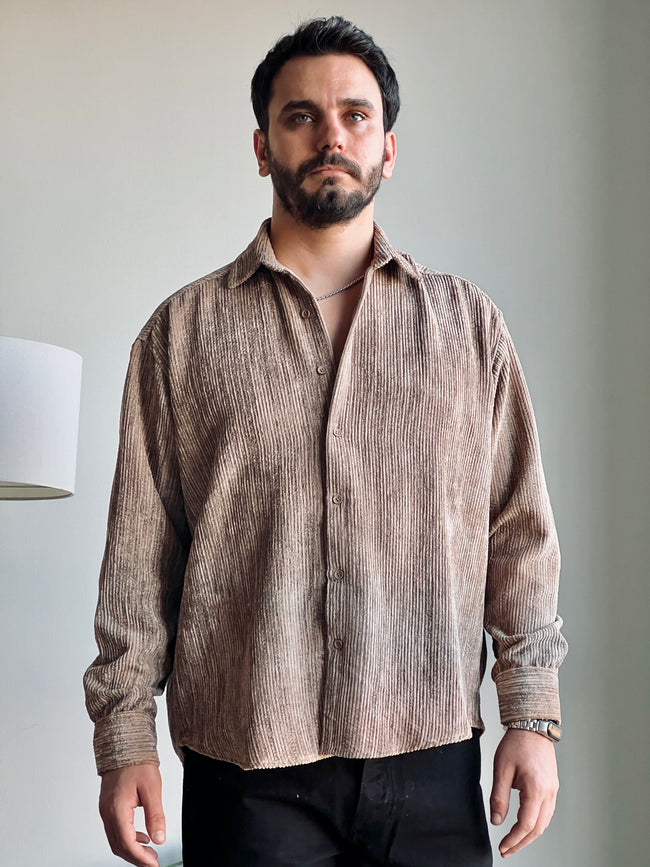 OVERSIZE EFEKTLİ KADİFE GÖMLEK BEJ