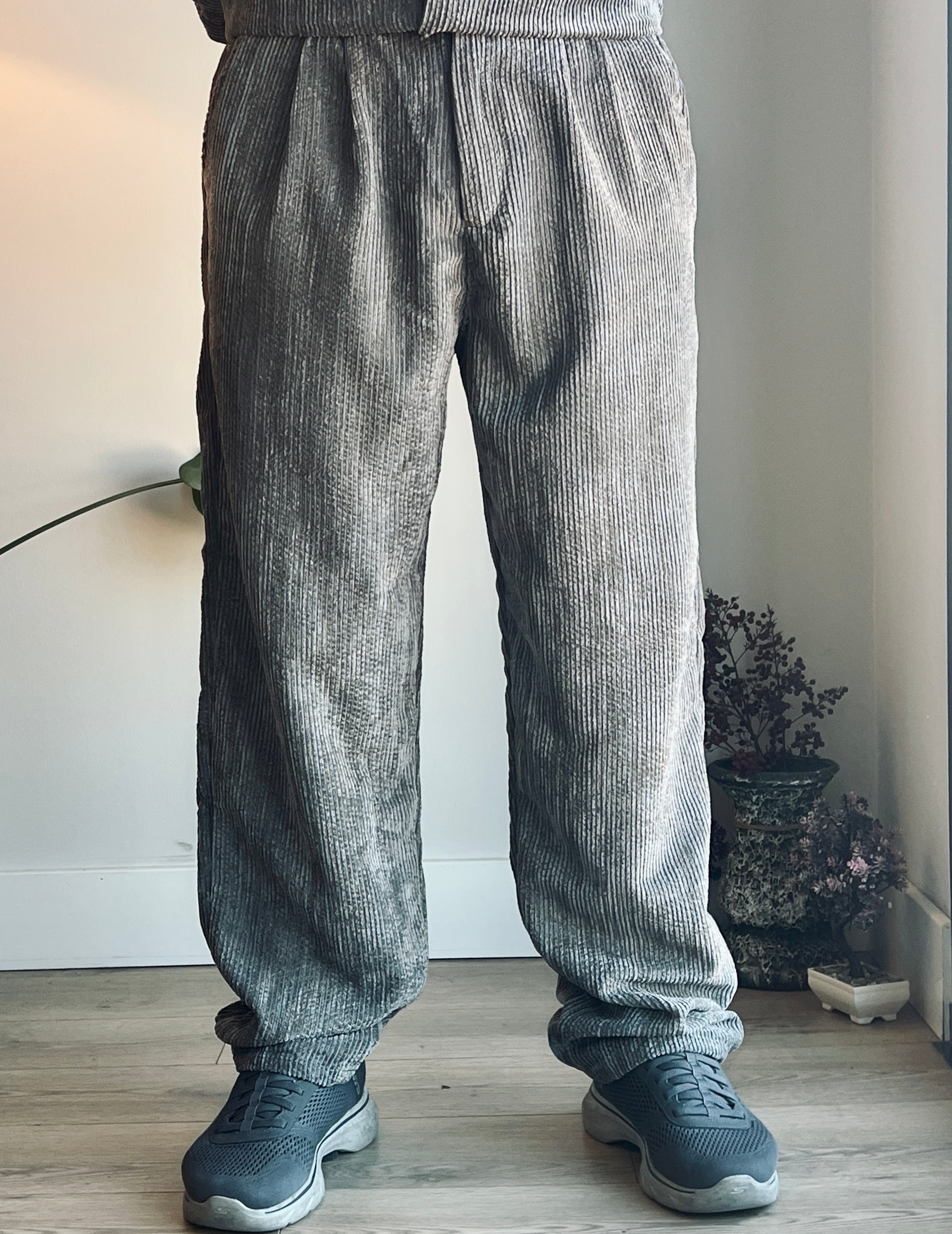 EFEKTLİ KADİFE PANTOLON ANTRASİT