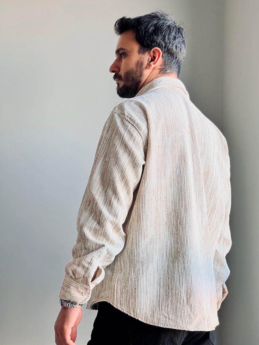 OVERSIZE EFEKTLİ KADİFE GÖMLEK KREM