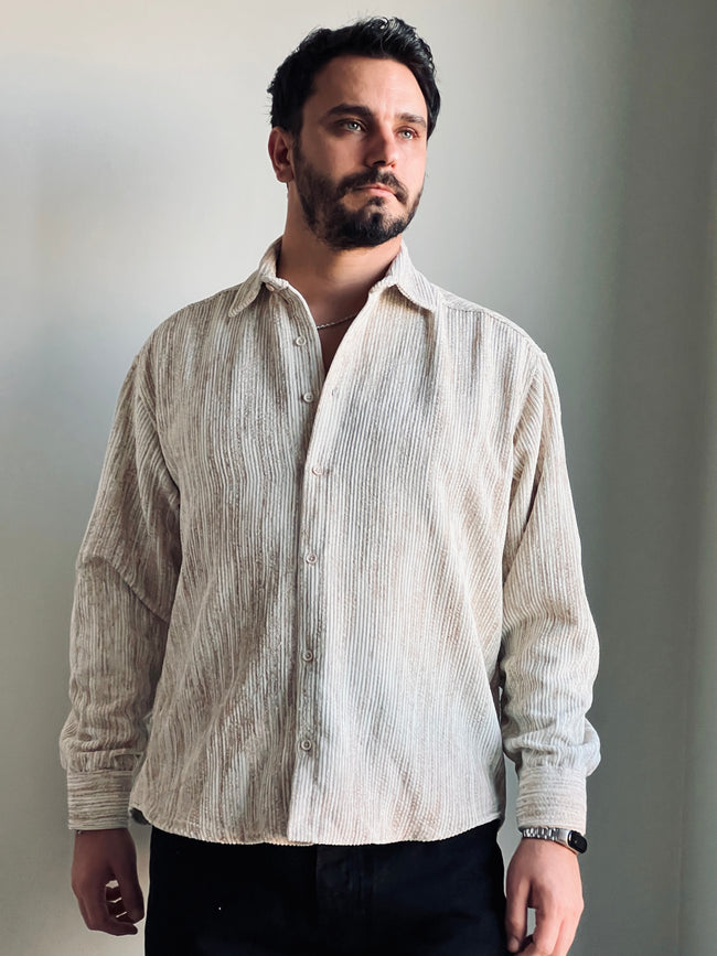 OVERSIZE EFEKTLİ KADİFE GÖMLEK KREM