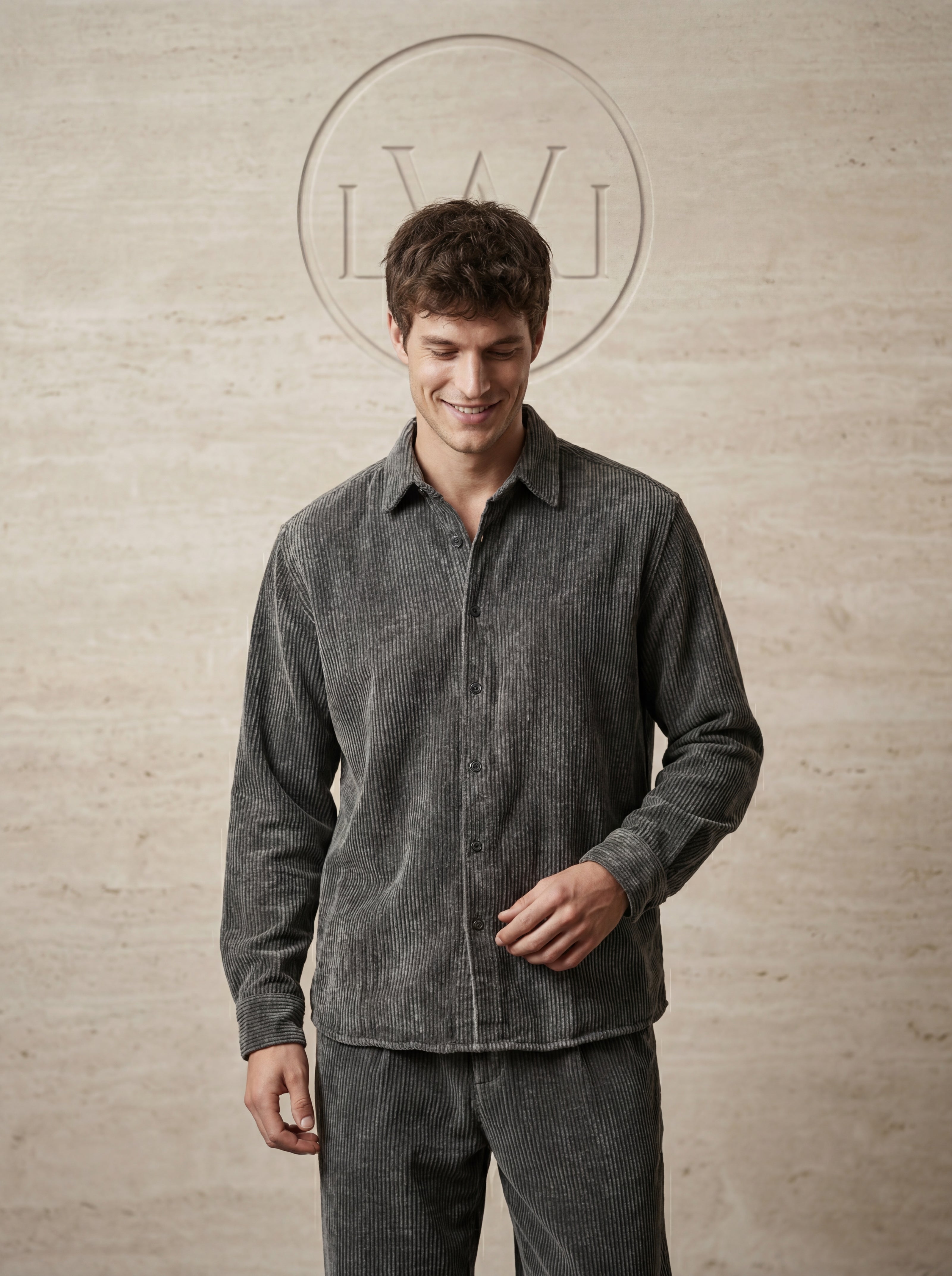 EFFECTIVE VELVET OVERSIZE SHIRT