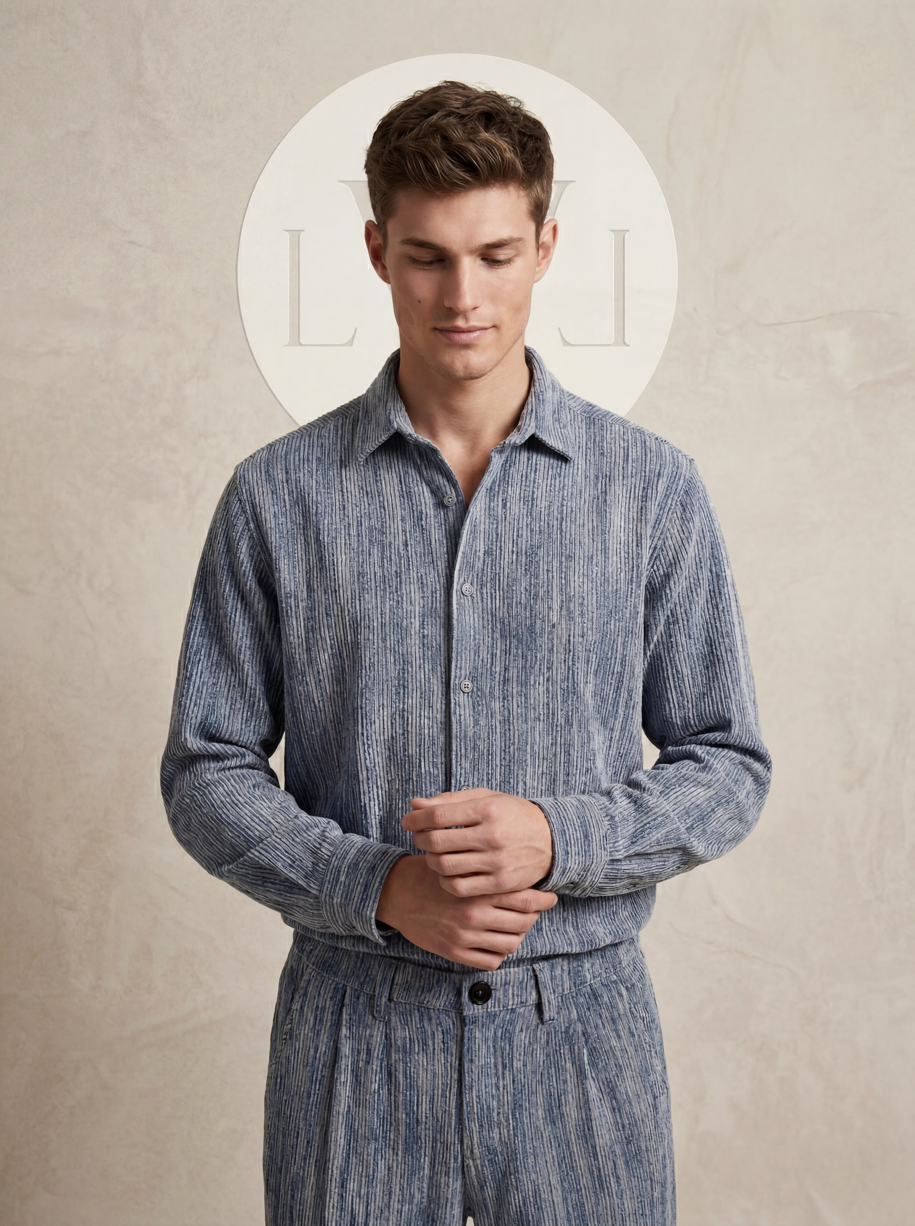 EFFECTIVE VELVET OVERSIZE SHIRT