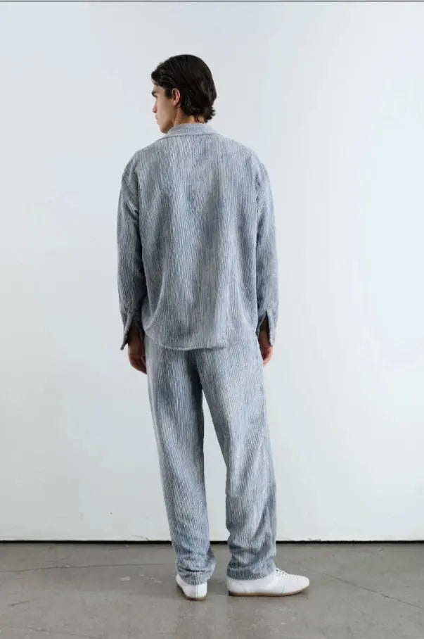 OVERSIZE EFEKTLİ KADİFE GÖMLEK