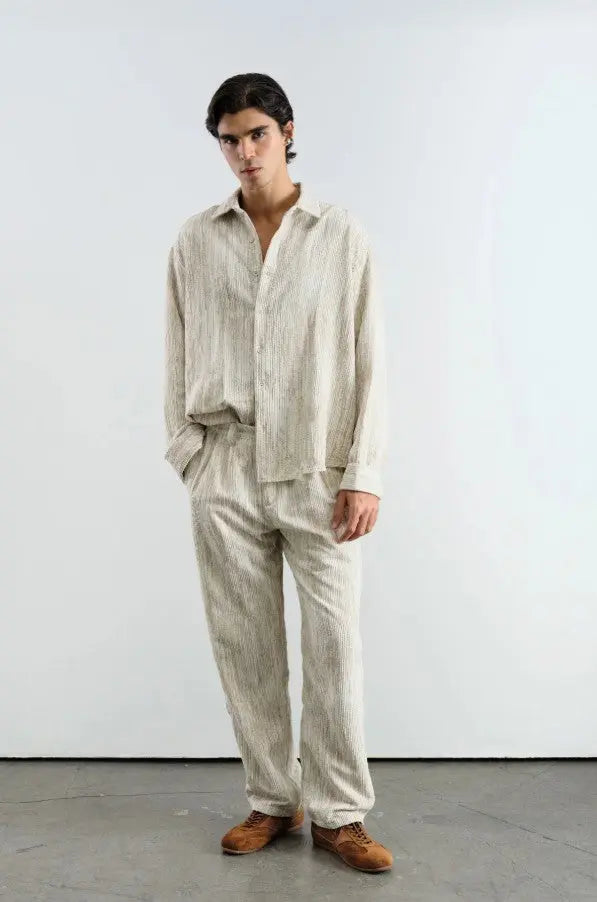 OVERSIZE EFEKTLİ KADİFE GÖMLEK