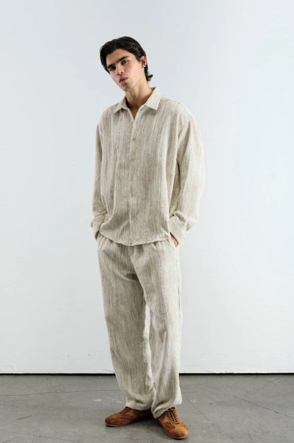 OVERSIZE EFEKTLİ KADİFE GÖMLEK