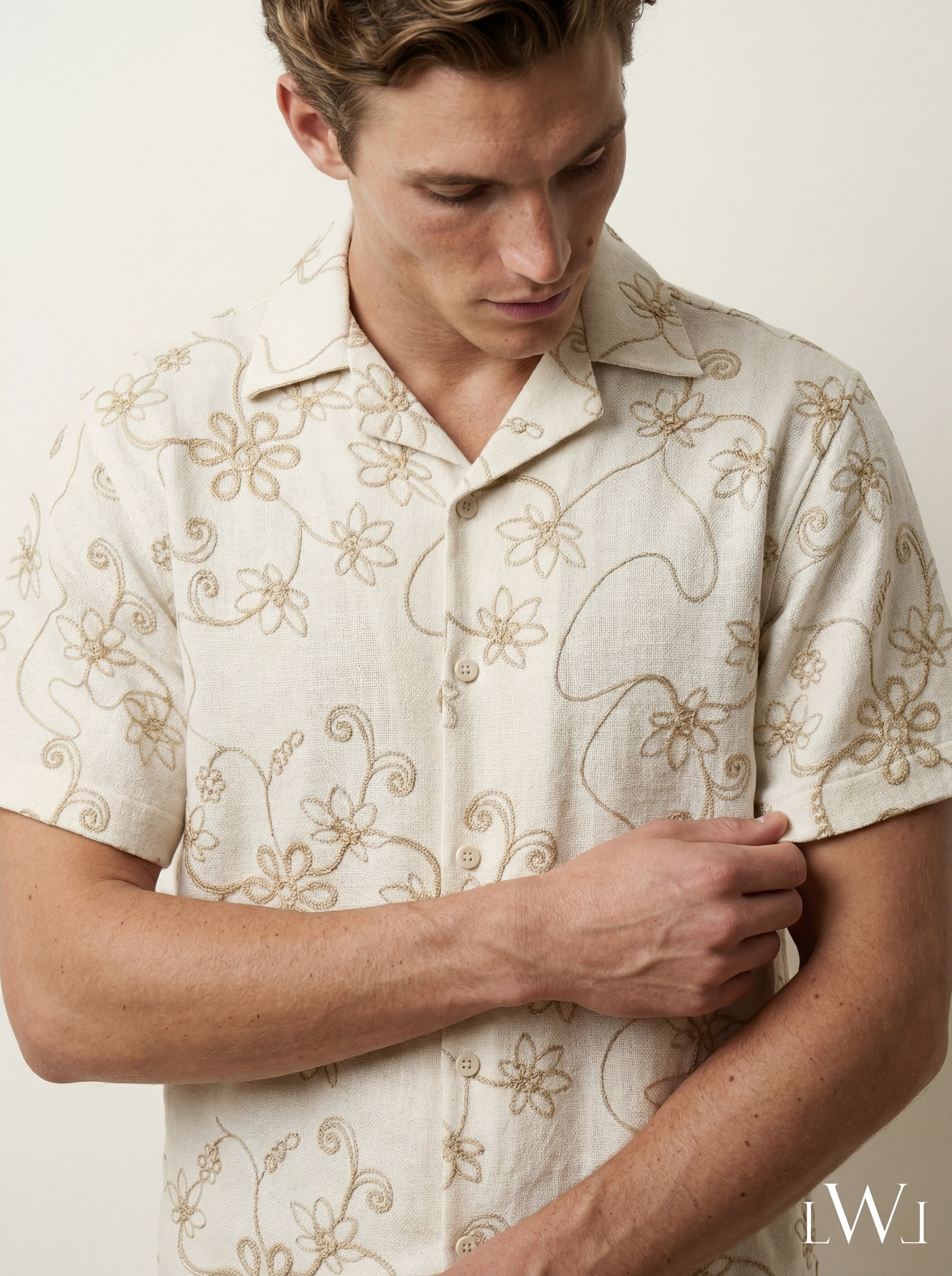 SHORT SLEEVE EMBROIDERY DETAILED SHIRT