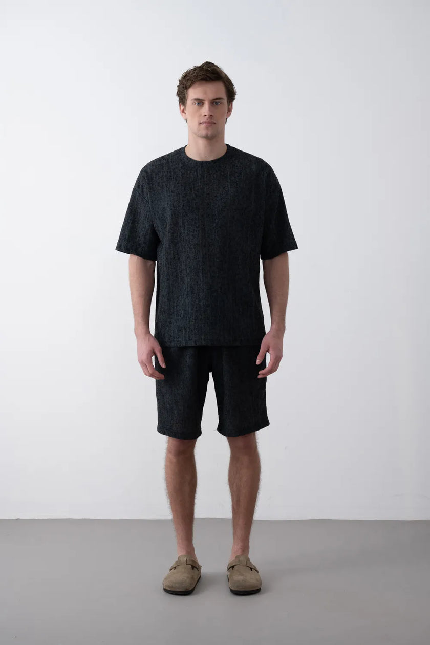 Dokulu Örme Kumaş Bisiklet Yaka Oversize Erkek Tişört