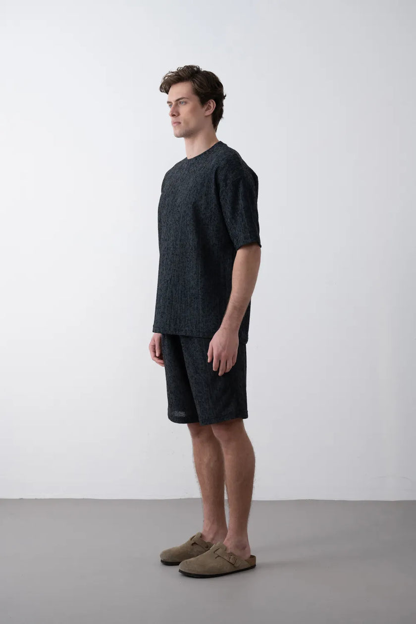 Dokulu Örme Kumaş Bisiklet Yaka Oversize Erkek Tişört