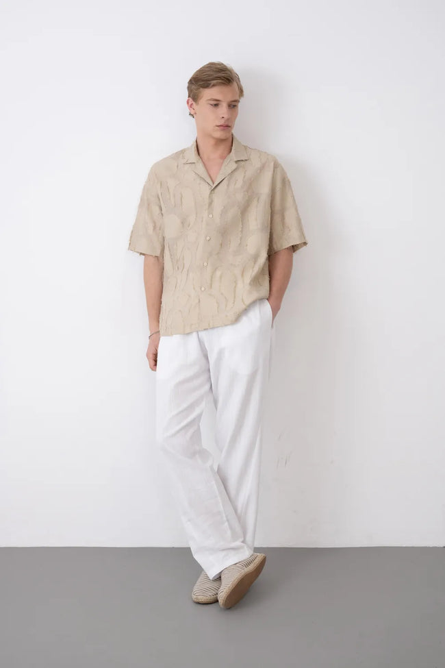 Bej Saçaklı Dokuma Detaylı Kısa Kollu İtalyan Yaka Erkek Gömlek