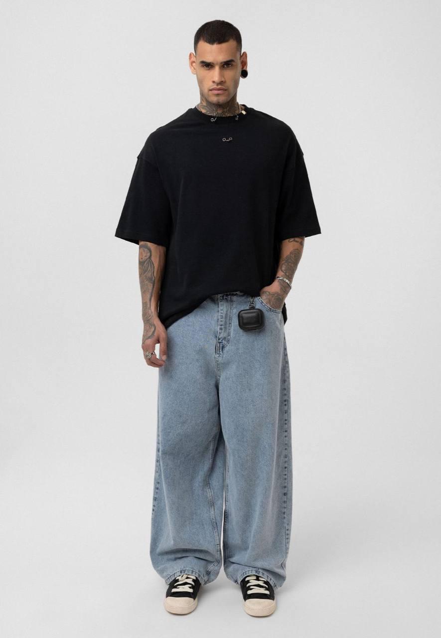 Piercing Detaylı Yıkamalı Oversize Tişört