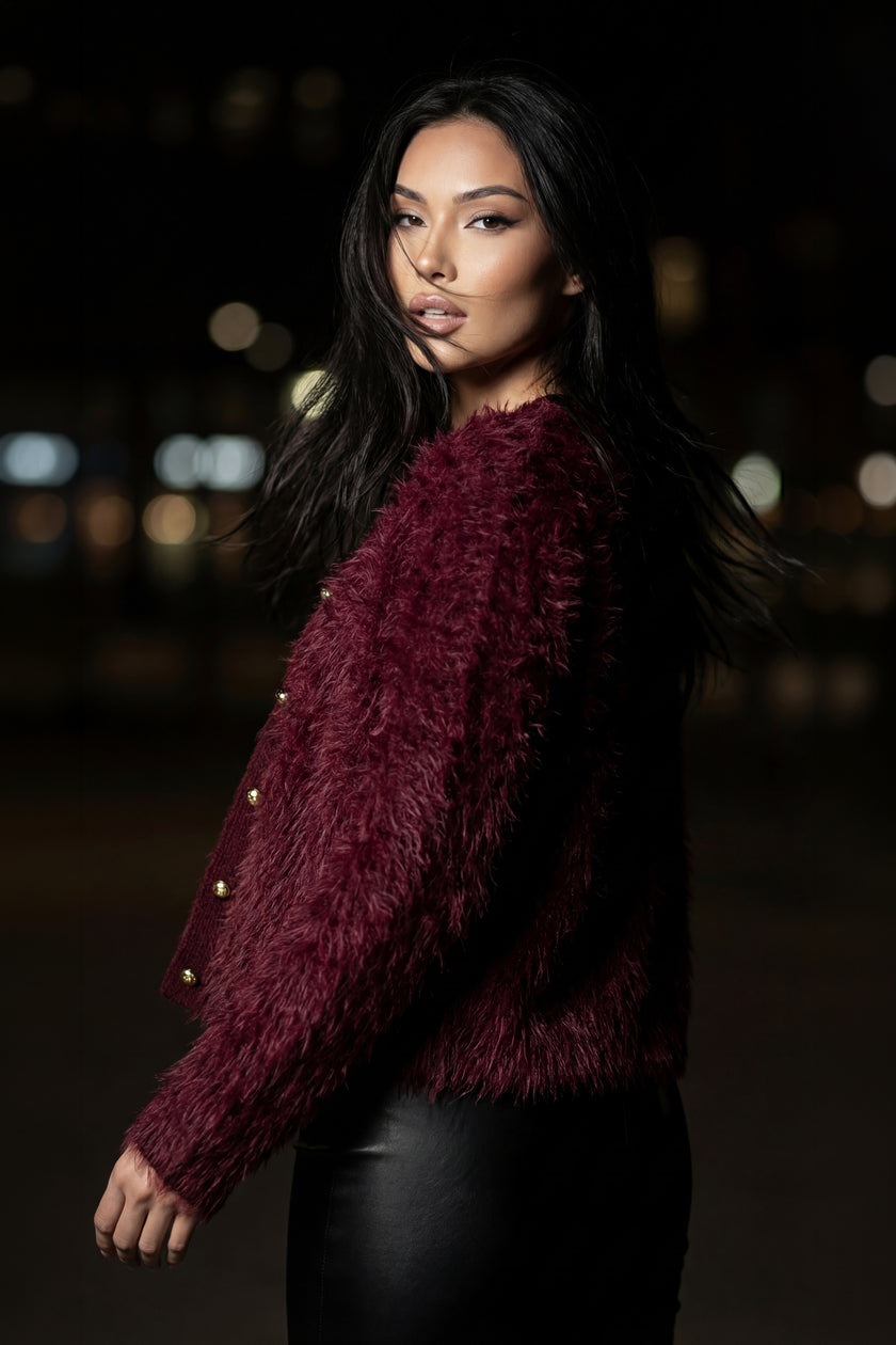 Tüylü Doku V Yaka Gold Düğmeli Örme Triko Hırka