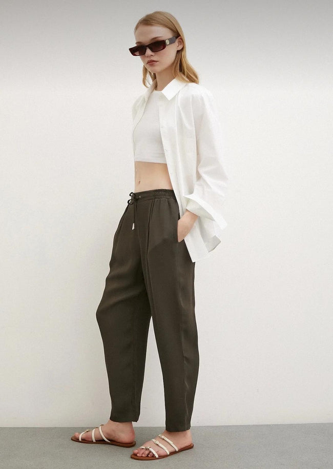 Haki Lastik Belli İp Detaylı Dökümlü Rahat Kesim Pantolon